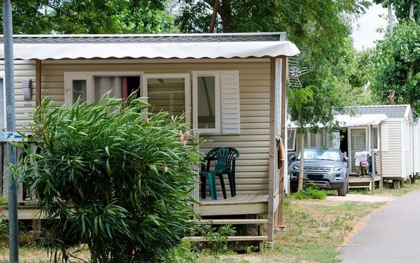 Combien cela coûte-t-il de séjourner une semaine en location de mobil-home à Argelès-sur-Mer pour deux personnes ?